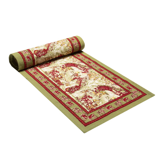 Renne Reindeer Red & Green Runner: 16" x 90"