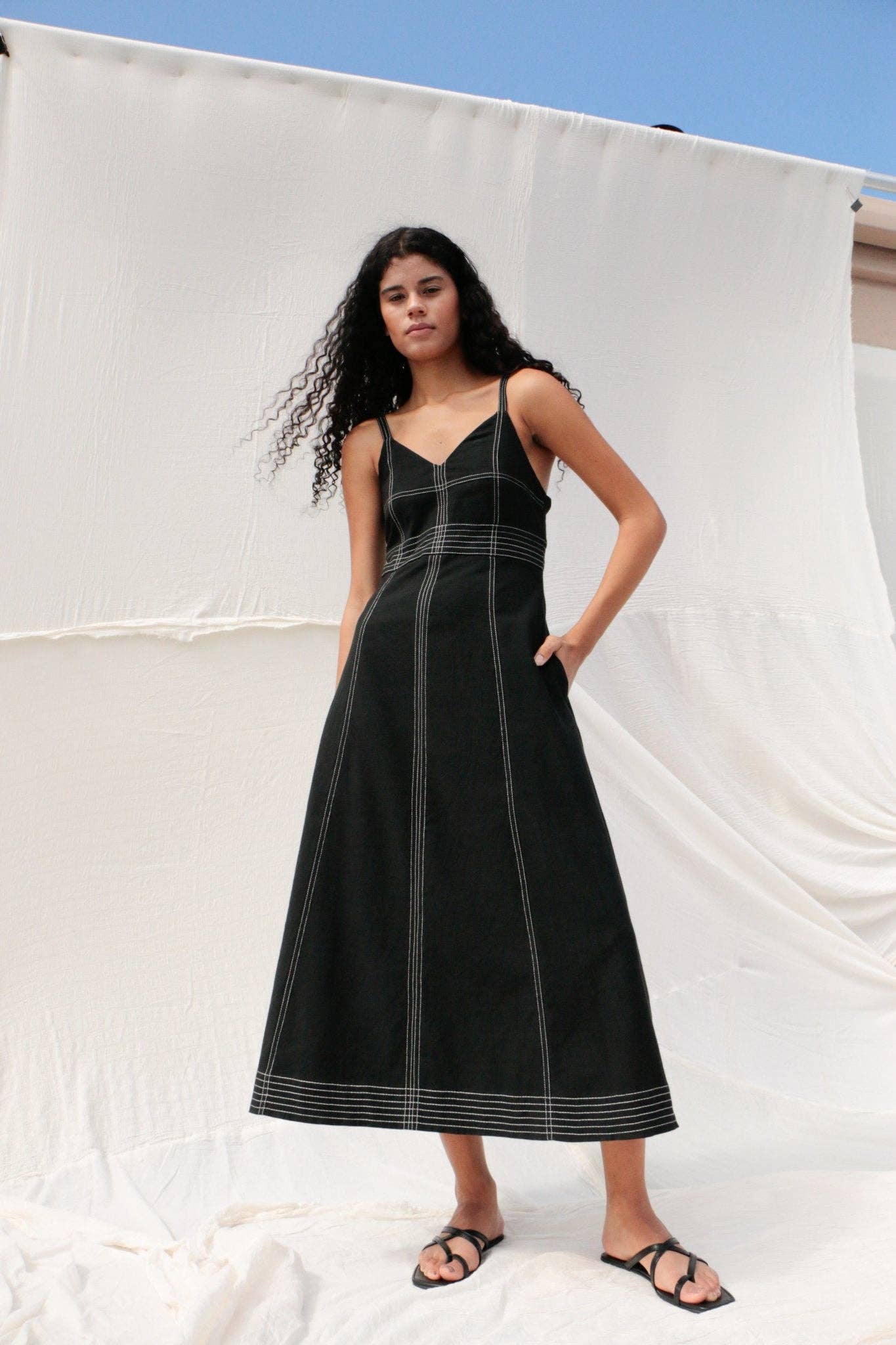 Eva Maxi Dress - Black: Black / Medium/Large