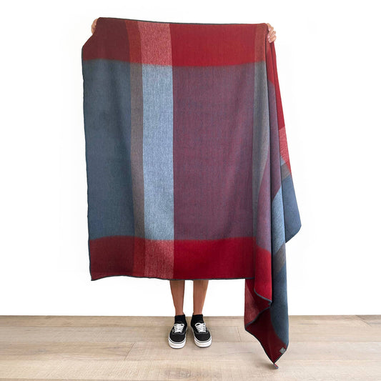 Alpaca Throw Blanket - Caramel Apple: Throw     (45x70)