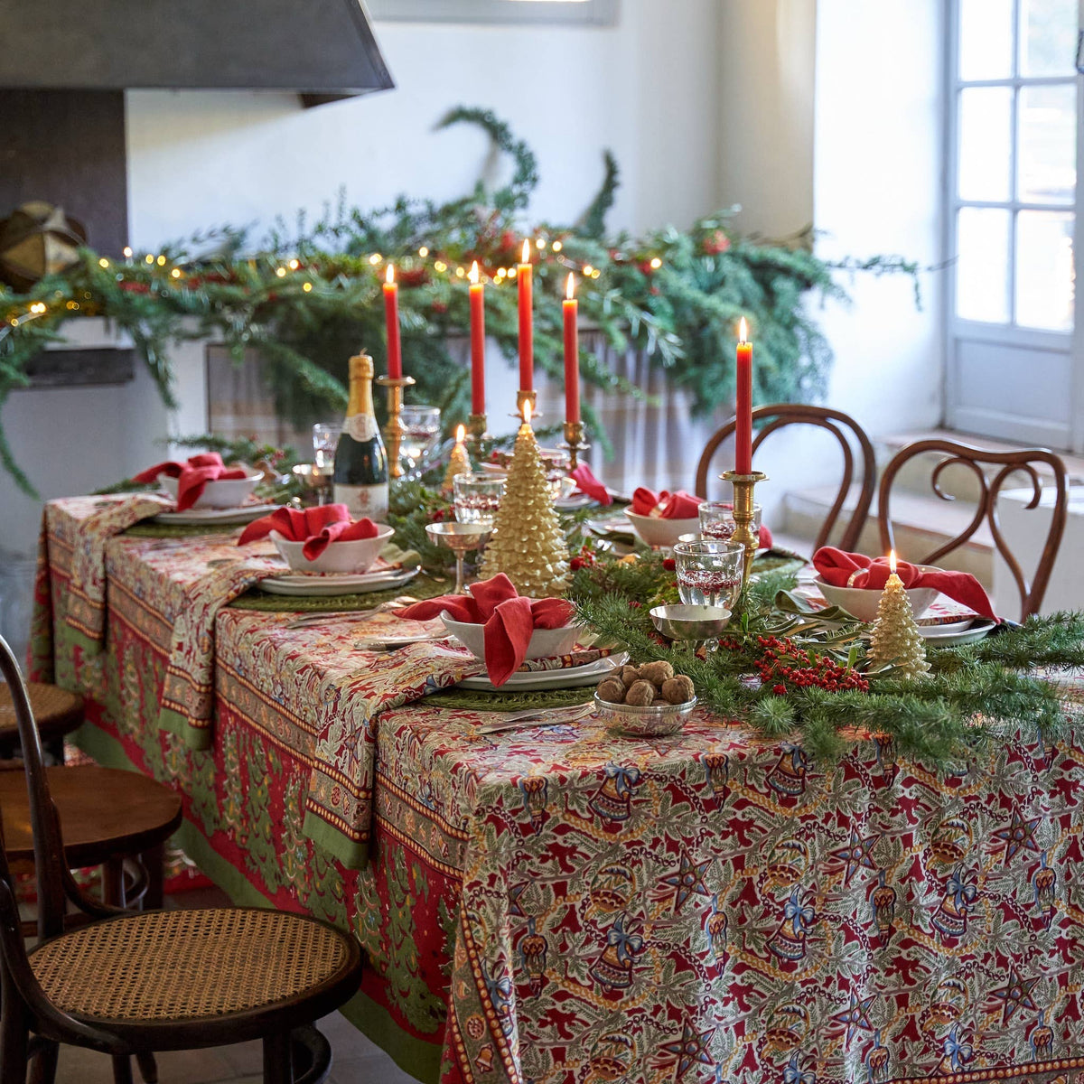 Noel Red & Green | French Tablecloths: 71" x 106"