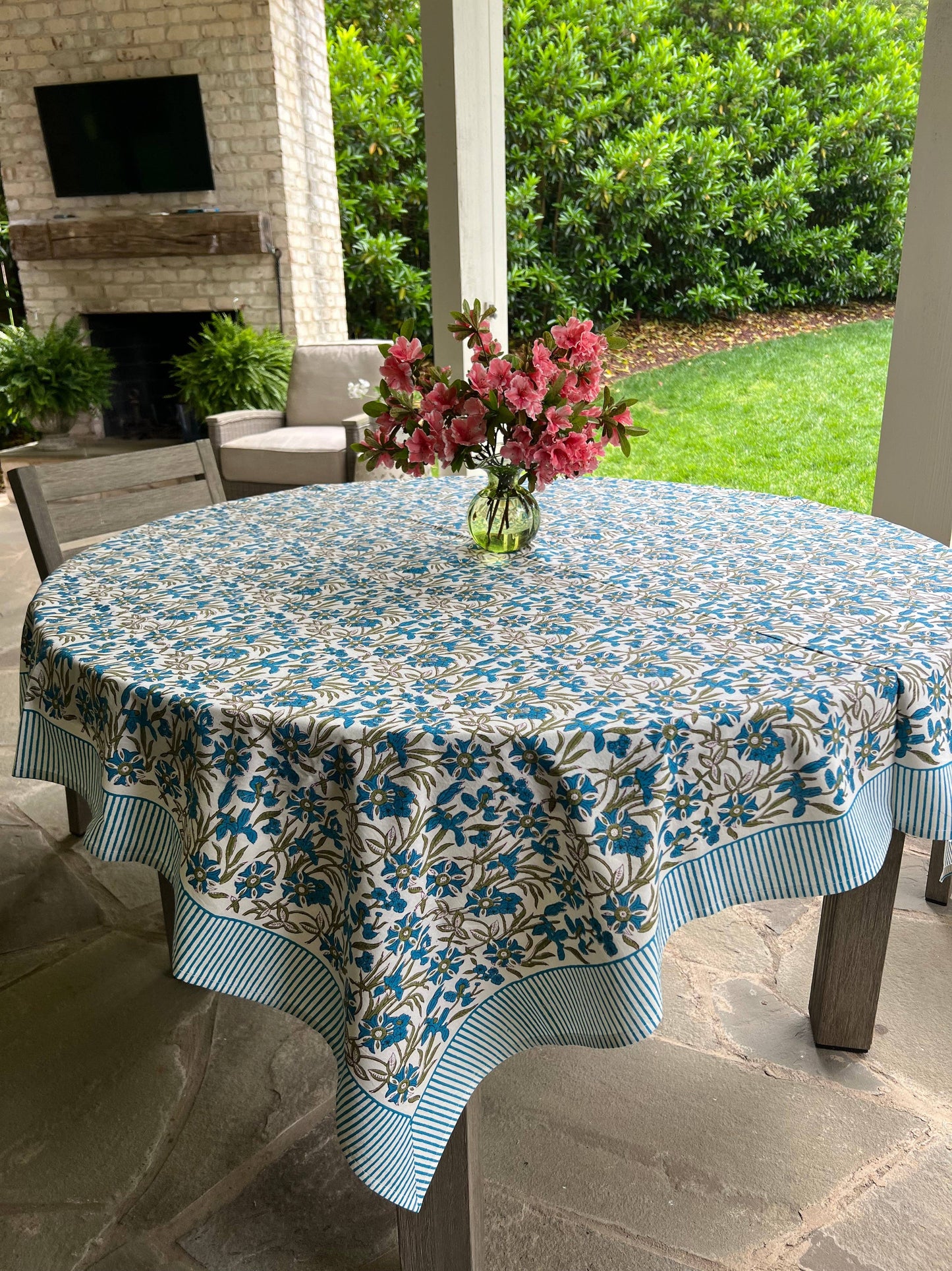 Pinwheel Tablecloth in Bluebird: 108" Round