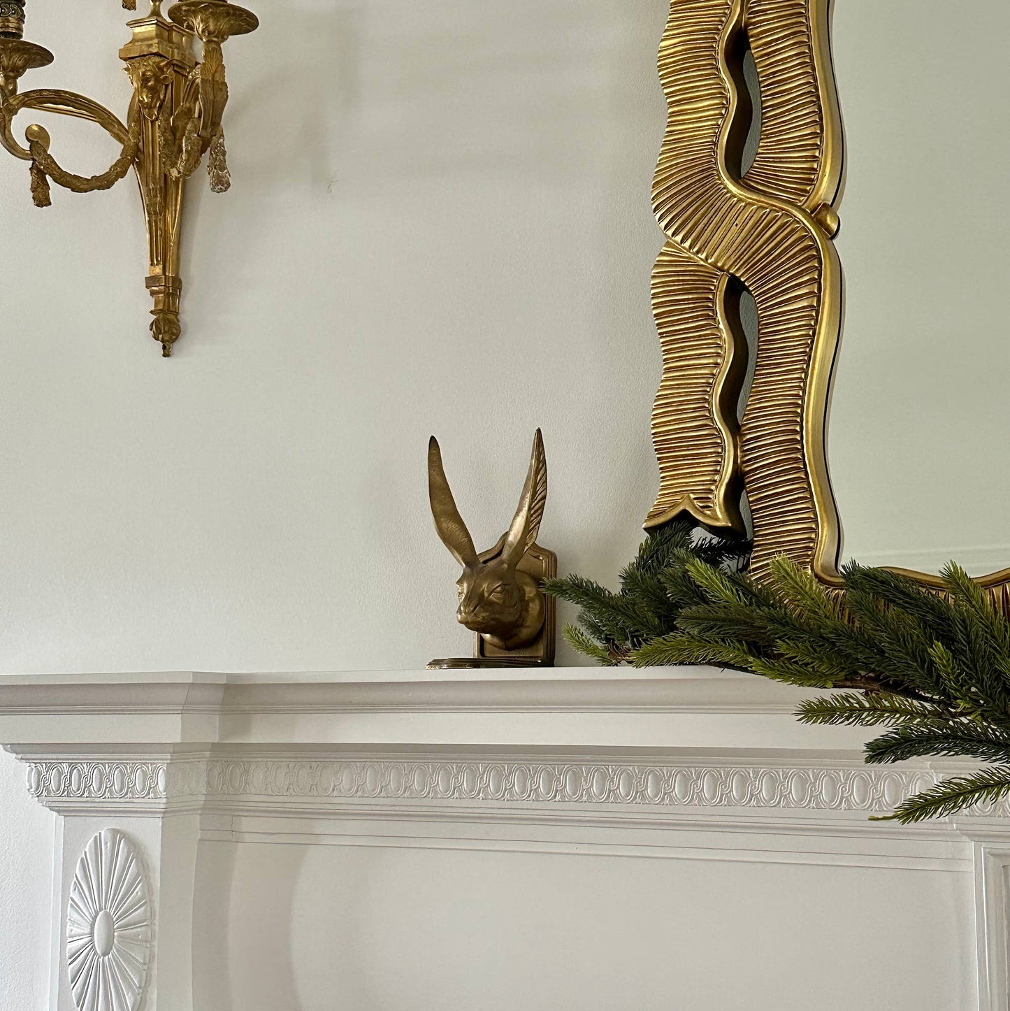 Rabbit Decorative Bookend Set, 4.7" x 4" x 8.6"