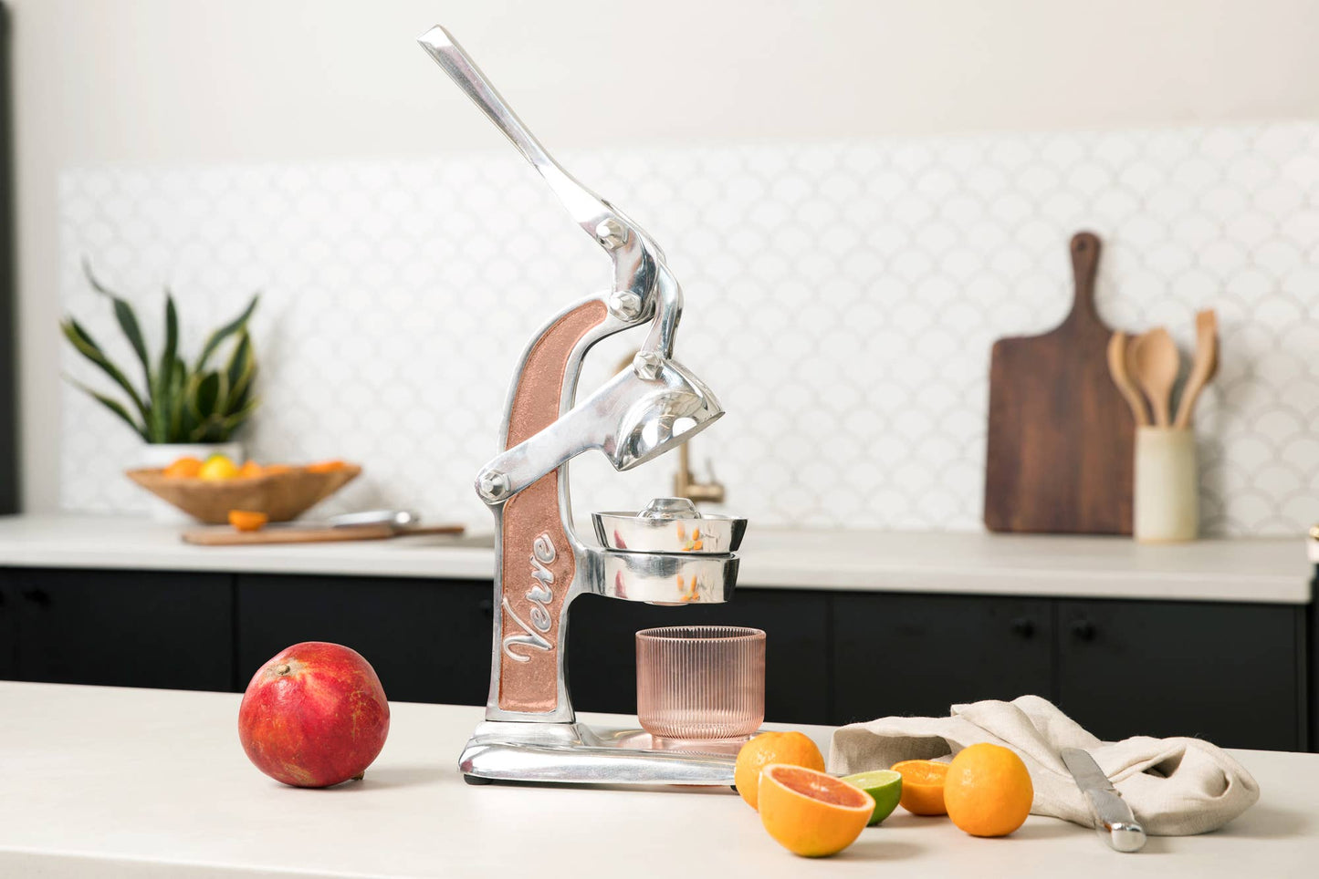 Citrus Juicer: Gold
