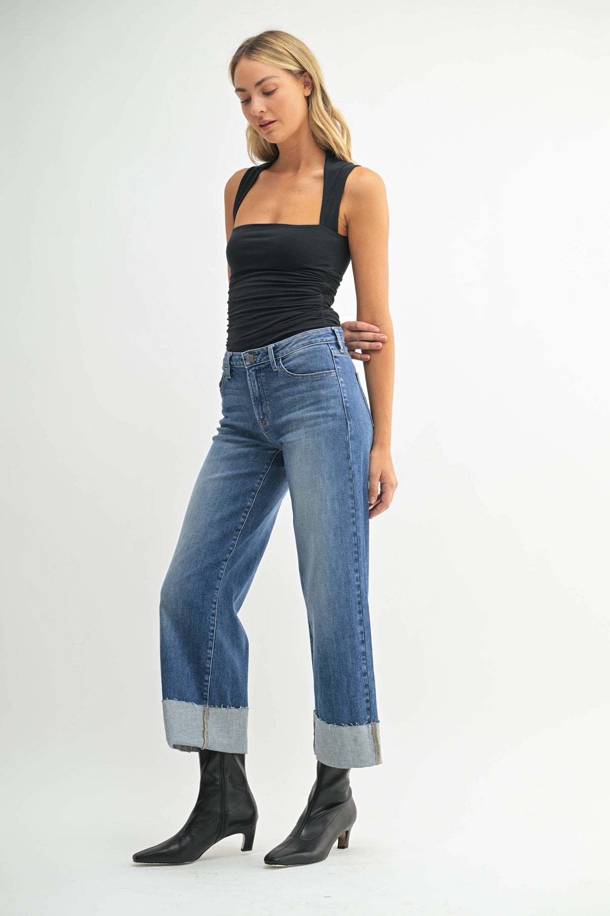 BP600 - MD - Scissor Cut Cuffed Wide Leg