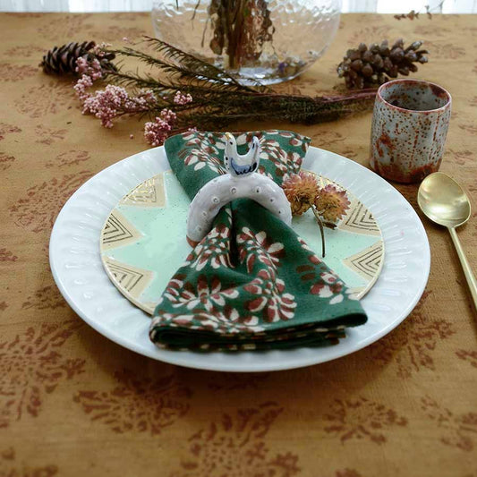 Amar Holiday Dinner Napkin Set of 4, Holiday Table Decor