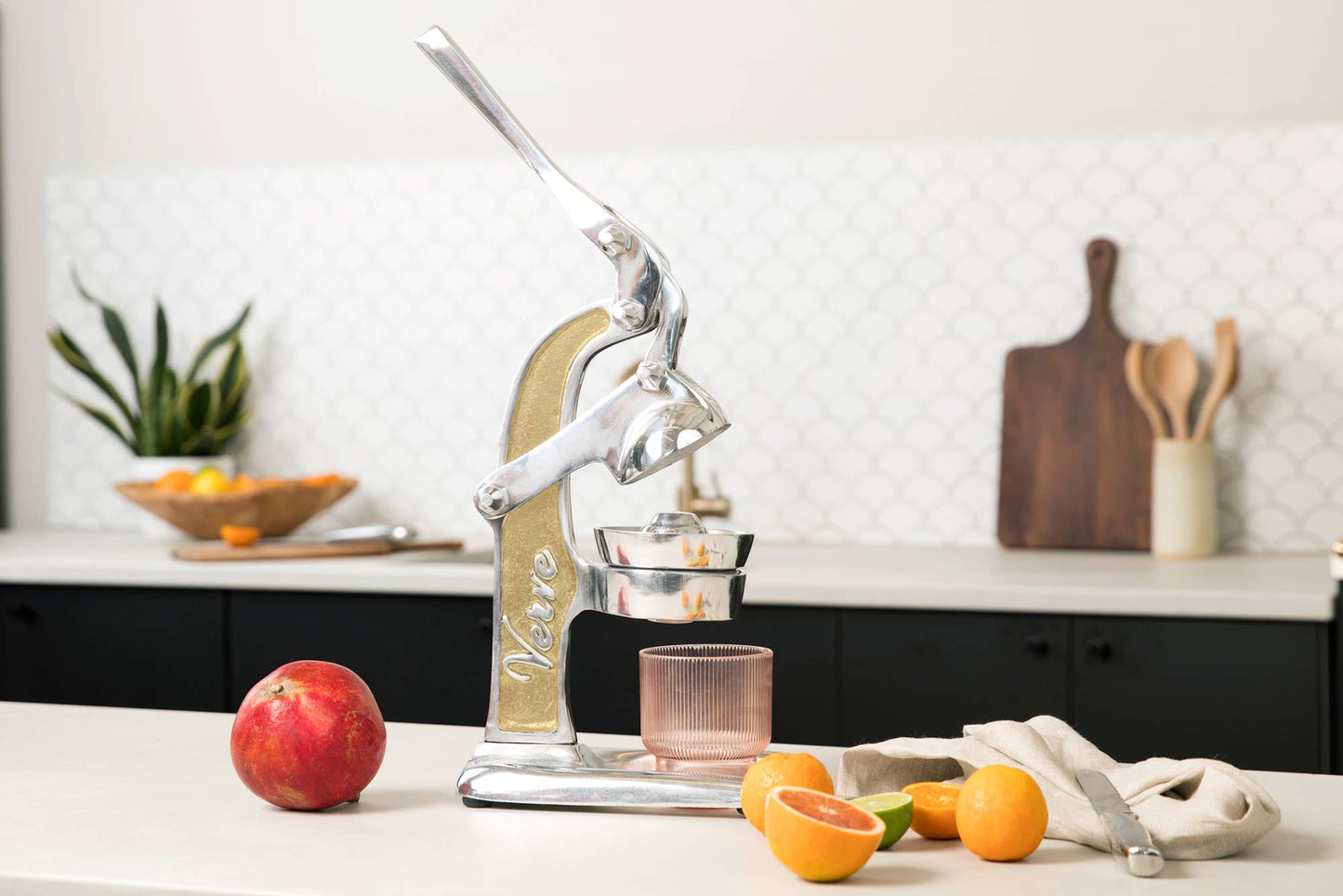 Citrus Juicer: Gold