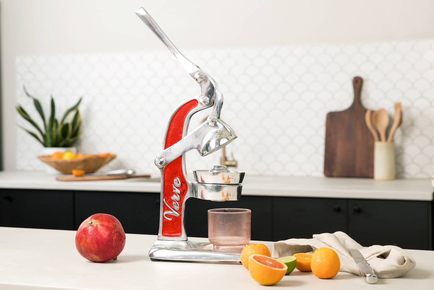 Citrus Juicer: Gold