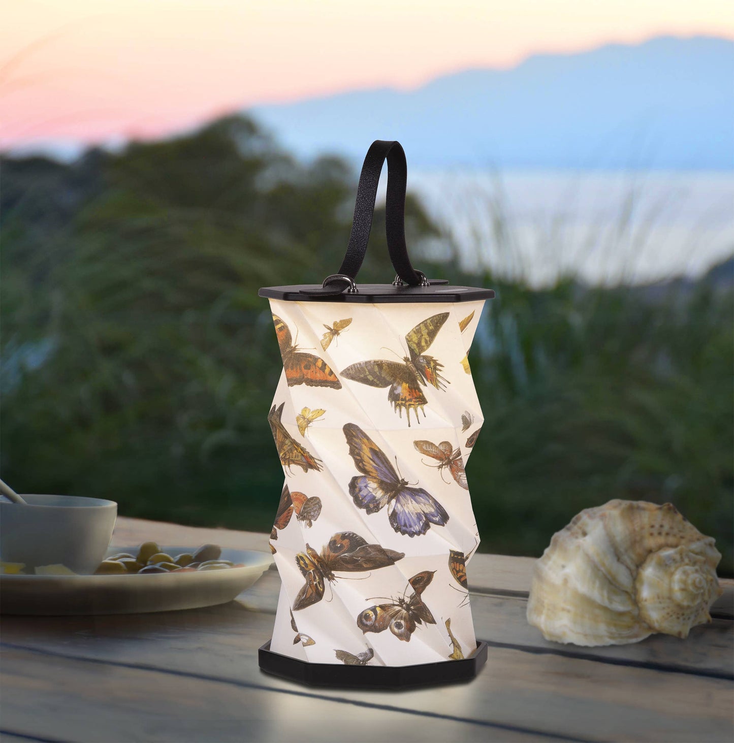 FlutterBy Origami Lantern