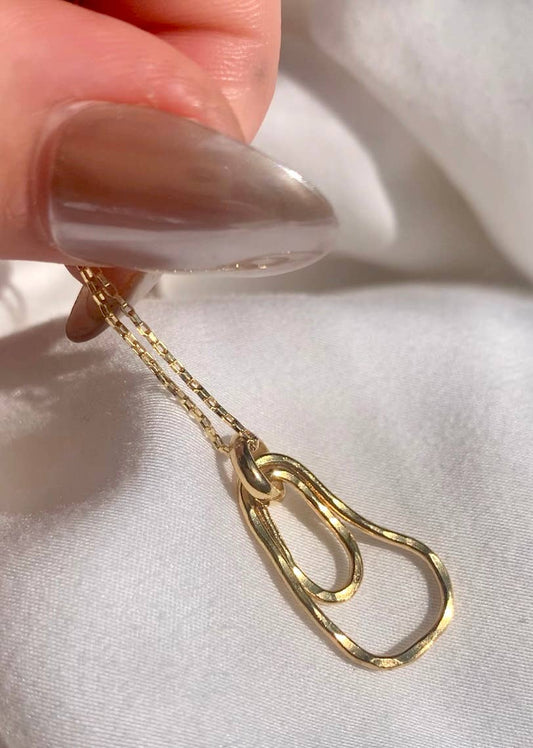 Oyster Necklace