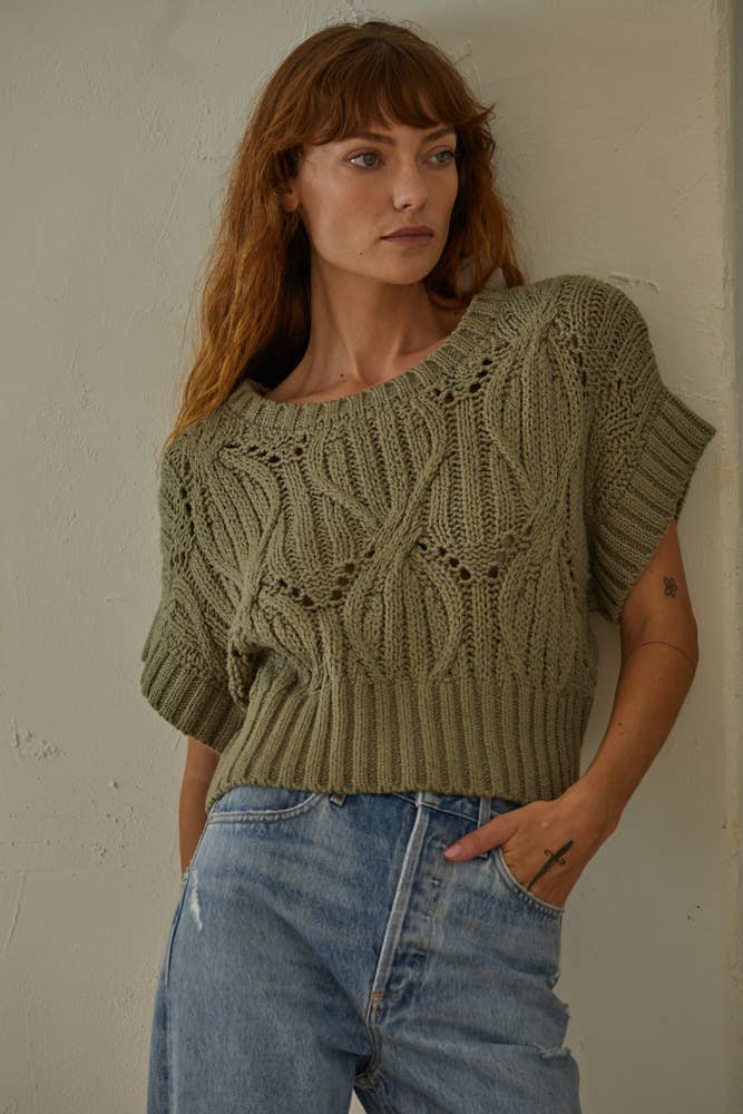 W1124 | Knit Sweater Crochet Round Neck Short Sleeve Top: Cream / Small