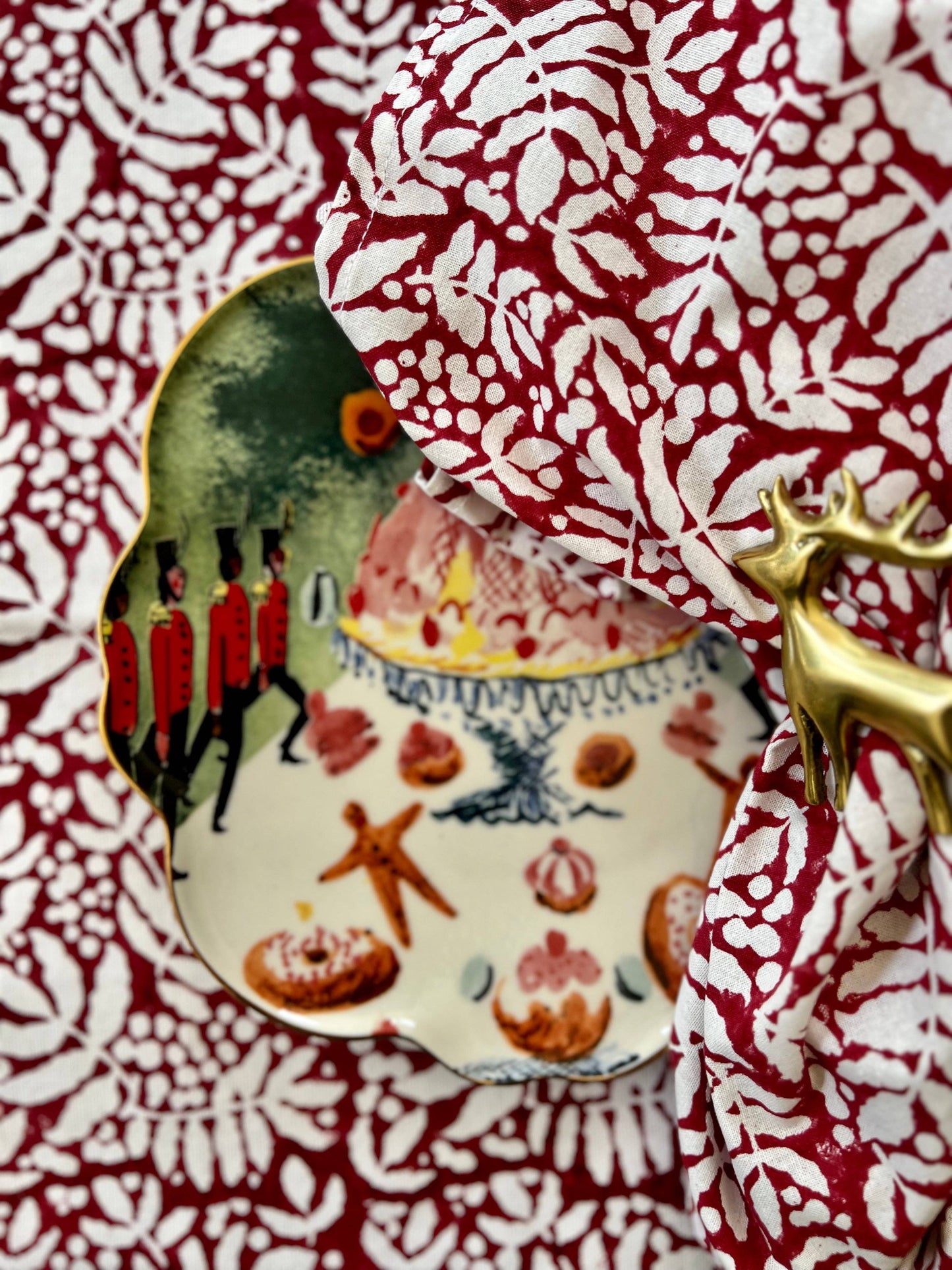 Gathered Garden Tablecloth in Cranberry Red: 120" Round